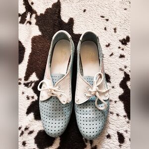 "BASS" WOMEN'S 70'S/80'S LACE UP SHOES - LIGHT BLUE